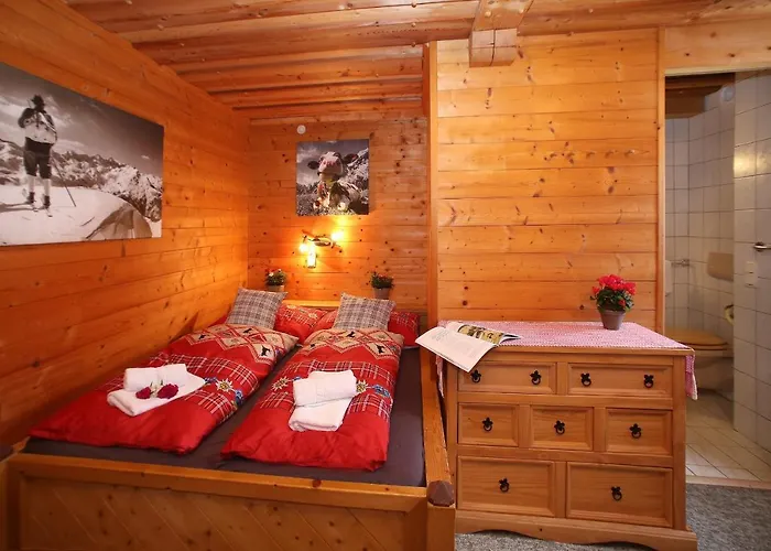 Tauernhuette Domek alpejski Piesendorf