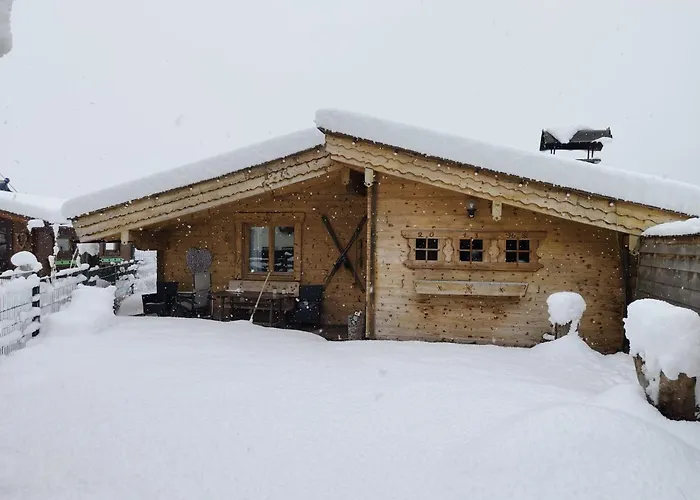 Tauernhuette Alpehytte *